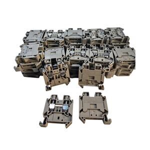 Lot of 50 Eaton IEC 60947-7-1 Terminal Blocks 32A 600V DIN Rail